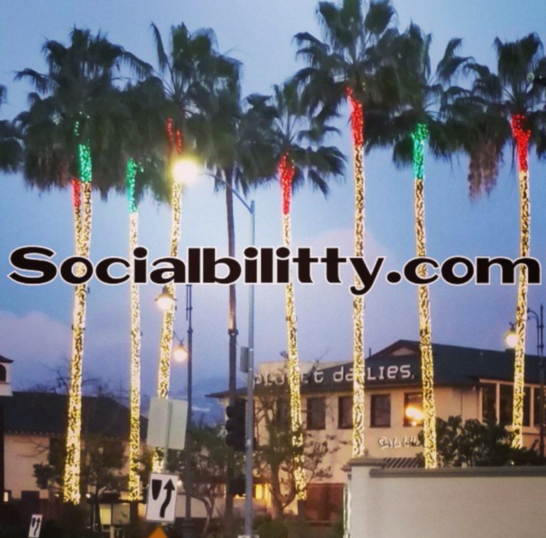 Christmas at the Grove 2016 by Socialbilitty 768x756