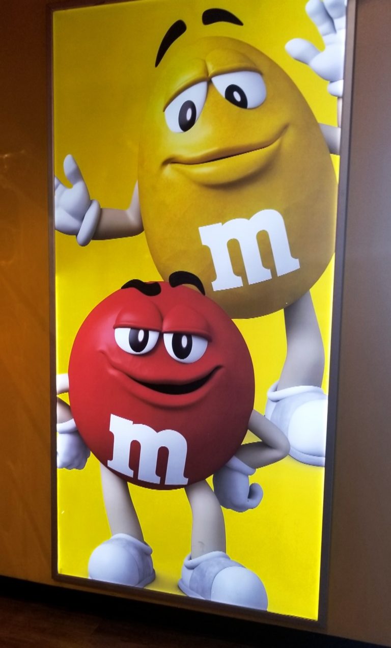 MMs World Yellow Red MMs Las Vegas Photo by Socialbilitty 768x1272