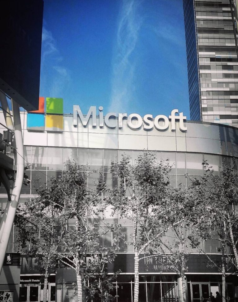 Microsoft Theater Photo by Socialbilitty 768x975