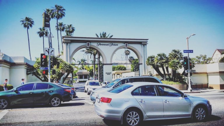 Paramount Pictures Melrose Gate Photo by Socialbilitty 1 768x432