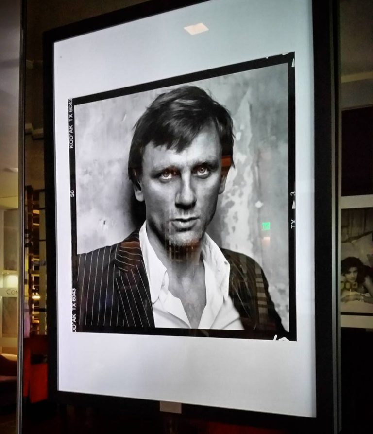 Sofitel Main Lobby Daniel Craig Photo Los Angeles at Beverly Hills Photo by Socialbilitty 768x893
