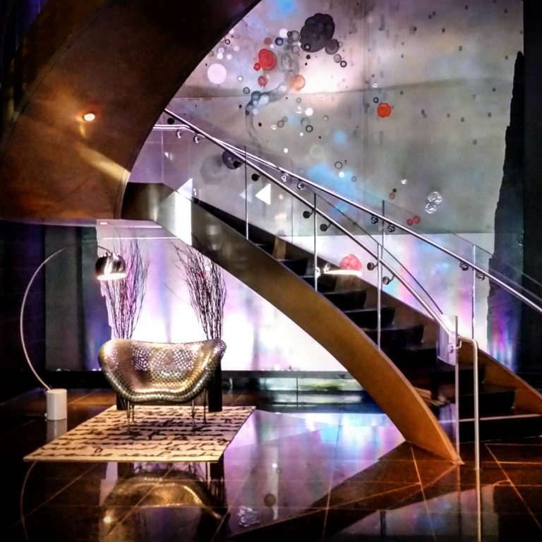 Sofitel Stairs Los Angeles at Beverly Hills Photo by Socialbilitty 768x768